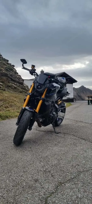 *Verkaufe* Yamaha MT-09 SP *Wenig Km* Bild 4