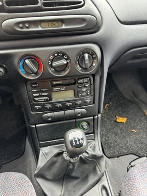 Ford Mondeo 1,8 Champion Bild 6