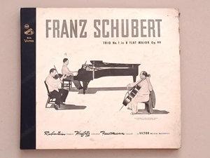 Schellack-Schallplatten-Sammlung mit Plattenhalter Plattofix Bild 5