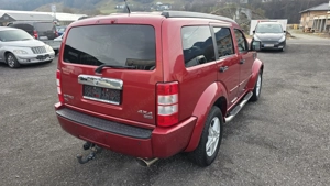 Dodge Nitro RT Allrad   Bild 3
