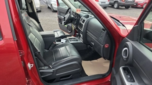 Dodge Nitro RT Allrad   Bild 7