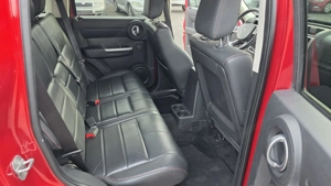 Dodge Nitro RT Allrad   Bild 10