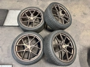 Japan Racing SL01 20 Zoll BMW 5x120 Kompletträder Flowforming Bild 2