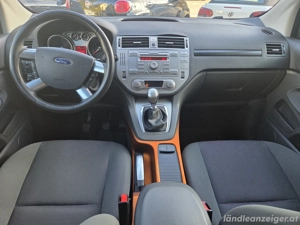 Ford Kuga 2.0 Allrad  Bild 6