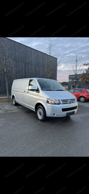 Verkaufe mein T5 Kastenwagen 2.0 102ps mit langem Radstand Bild 2