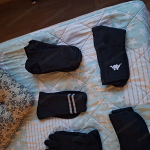 Mehrere Socken gr.43 und Handschuhe gr. L Xl  Bild 3