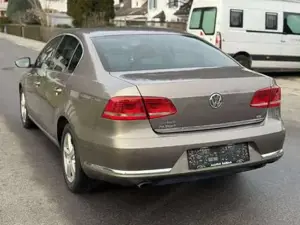 VW Passat Bild 2