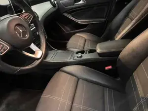 Mercedes-Benz GLA Bild 8