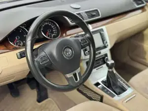 VW Passat Bild 14