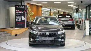 Dacia Sandero Bild 2