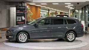 Volkswagen Passat Bild 4