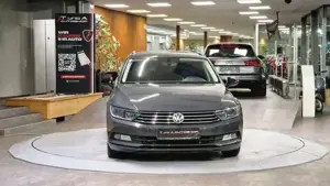 Volkswagen Passat Bild 2