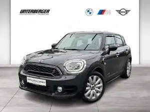 MINI Countryman S ALL4 Panorama Glasdach // Head-Up // LED RFK