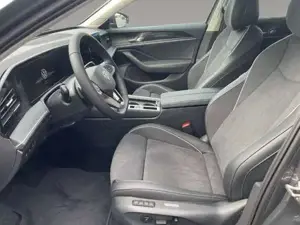 Volkswagen Passat Bild 9