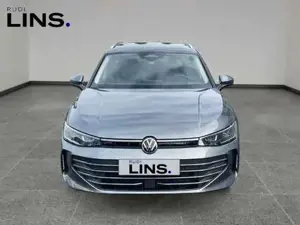 Volkswagen Passat Bild 8