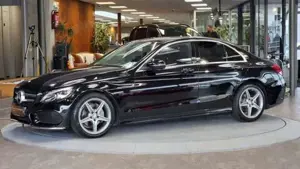 Mercedes-Benz C 180 Bild 3