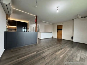 3 Zimmer Wohnung mit Garten, Balkon und Klimaanlage Bild 10