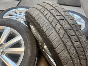 Original VW Merano Alufelgen 17 Zoll T6 T6.1 Winterräder Conti Bild 2