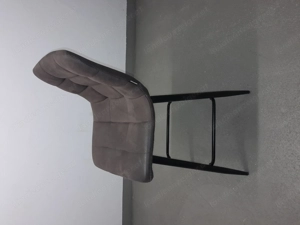 2 Barhocker zu verkaufen sehr guter Zustand 
