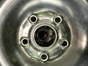 Caddy Stahlfelgen mit Sommerreifen Bild 3