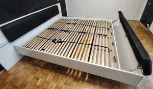 Bett mit LED Beleuchtung  Bild 3