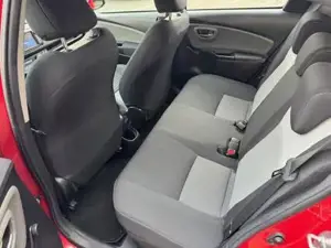 Toyota Yaris Bild 6