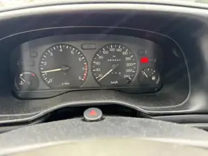 Ford Mondeo 1,8 Champion Bild 4