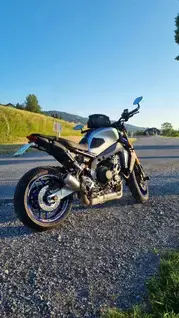 *Verkaufe* Yamaha MT-09 SP *Wenig Km* Bild 6