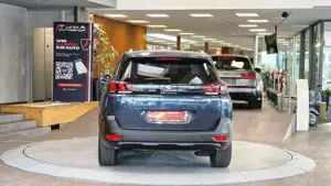 Peugeot 5008 Bild 6