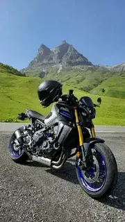 *Verkaufe* Yamaha MT-09 SP *Wenig Km* Bild 2