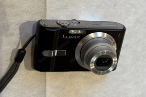 Panasonic FX12 Digitalcamera Bild 2