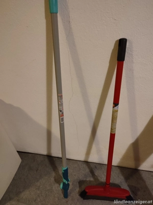 Besen und Verlängerung 