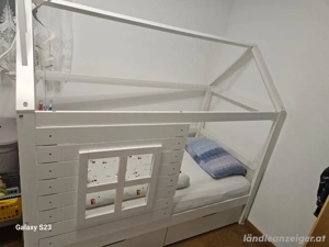 Kinderbett Hausbett 80x160 cm, Bettgestell mit Fenstern und 2 Schubladen, Kinderbett mit Dach