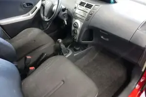 Toyota Yaris Bild 8