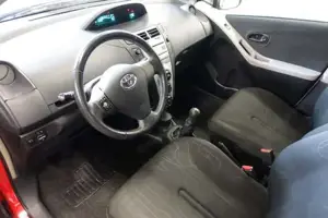 Toyota Yaris Bild 4
