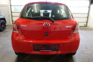 Toyota Yaris Bild 14