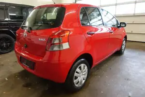 Toyota Yaris Bild 13