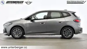 BMW 225e xDrive M Sportpaket // elektr. Anhängerkupplung // Head-Up Bild 3