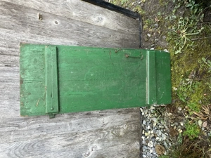 Alter Fensterladen gratis abzuholen