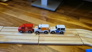 Holzeisenbahn, Brio Lok grün (original), Holzstraße