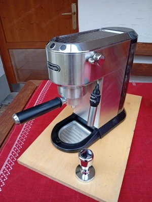 De'Longhi Dedica Style EC 685.M