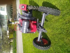 Lindner Schwungradtraktor mit Jenbachmotor Bild 4