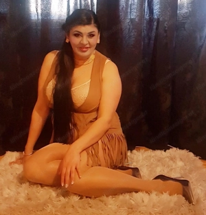 Servus ich bin deine lhibe fantasy frau  Bild 4