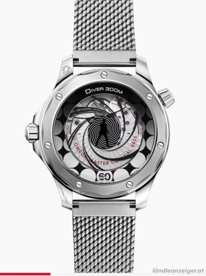 Omega Seamaster Diver 300M James Bond 60th Anniversary Bild 5