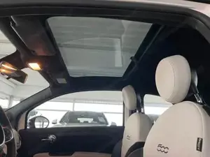 Fiat 500 1.0 DOLCEVITA Hybrid/15Z/TECH+PA/BICOLOR 51 kW ... Bild 9