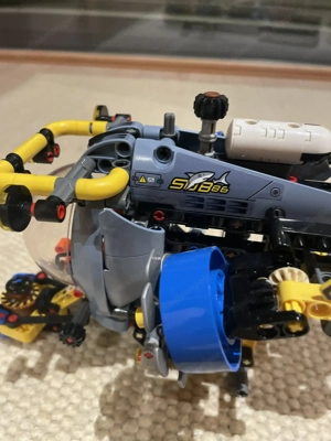 Neuwertiger Lego Technik Satz 42201 Deep Sea Submarine "Uboot"