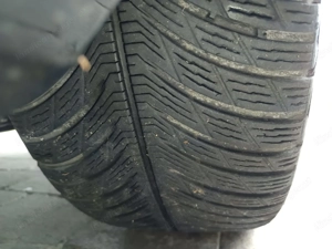 Felgen mit Winterreifen 245   45 R18  - 5 Loch  Bild 2