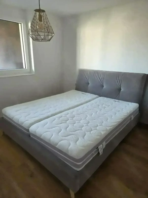 Bett inklusive 2 hochwertiger Matratzen