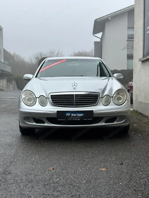 Mercedes Benz E200 CDI  Bild 3