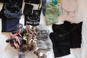 Großer Sack Kleidung   ca.Größe M